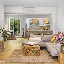Beach house Milatos
