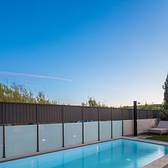 Vakantiehuis VillaSaints I - Pool und BBQ, Spaziergang zum S