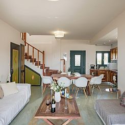 Vakantiehuis Luxuriöse Villa in Strandnähe mit Blick auf d