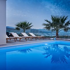 Vakantiehuis Karmilos Hill Villa - absolute Privatsphäre