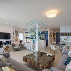 Vrijstaande woning in Pefkali