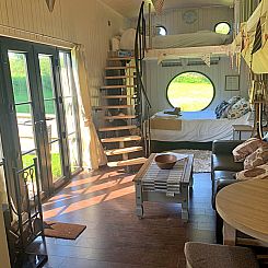 «Oak Tree Lodge»