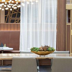 DoubleTree by Hilton Hotel Newark Airport