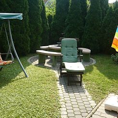 Appartement mit möblierter Terrasse