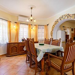 Vakantiehuis Tamas (SZA180)
