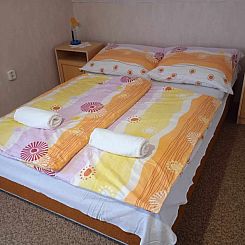 Vakantiehuis Zwillingsferienhaus mit Pool