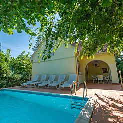 Vakantiehuis Klimatisiertes Ferienhaus in Siófok mit Grill