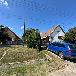 Vrijstaande woning in Almamellék