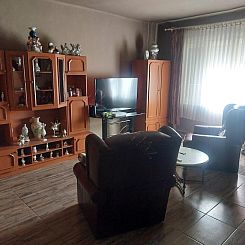 Vrijstaande woning in Döbrököz