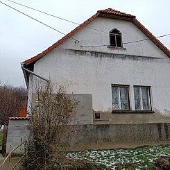 Vrijstaande woning in Kéty