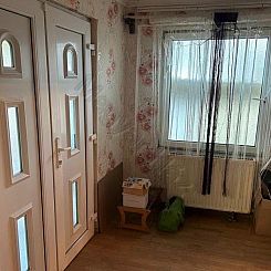 Vrijstaande woning in Sáta