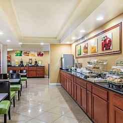 Quality Inn and Suites Newport - Middletown