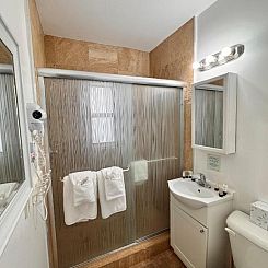 Coral Key Inn