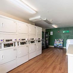 HomeTowne Studios by Red Roof Fort Lauderdale