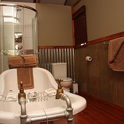 5th Seasons Guesthouse