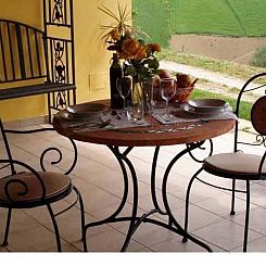 Appartement in Notaresco mit Grill und Garten