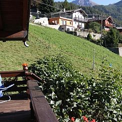 Appartement 'Lo Chalet' der Balkon über dem Matterhorntal