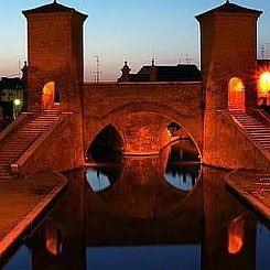 Vakantiehuis Chalet, Terrasse mit Kamin, privater Garten