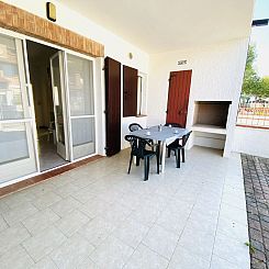 Vakantiehuis Moderne Villa mit Terrasse, Grill, Privatgarten