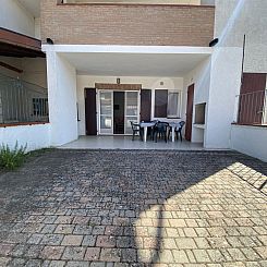 Vakantiehuis Moderne Villa mit Terrasse, Grill, Privatgarten