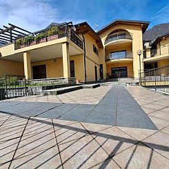 Vrijstaande woning in Domaso