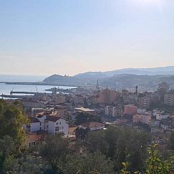 Vrijstaande woning in Imperia