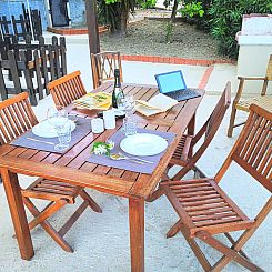 Appartement Wohnung mit Garten, wenige Minuten vom Meer entf