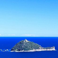 Vrijstaande woning in Alassio