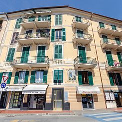Appartement Charmante Wohnung mit Meerblick und Garage