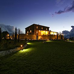 Vakantiehuis Villa mit Infinity-Pool