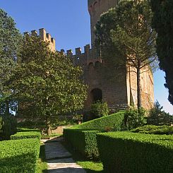 Appartement Bezaubernde Wohnung im Schloss mit Schwimmbad