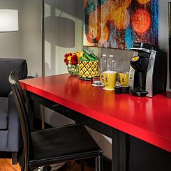 Staypineapple, Hotel FIVE, Downtown Seattle