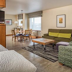 Staypineapple, Watertown, University District Seattle