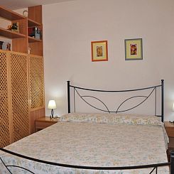 Appartement Lubagnu Vacanze- Drei-Zimmer-Wohnung A