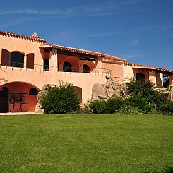 Vakantiehuis Villa Isabel, Meer- und Strandblick, Schwimmbad