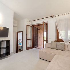 Vakantiehuis für zwei Personen mit Pool und Sonnenterrasse 