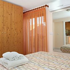 Appartement Wunderschöne Ferienwohnung in Stazzo mit Privat