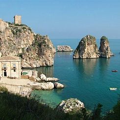 Appartement Wohnung GIallo mit Schwimmbad und Meerblick