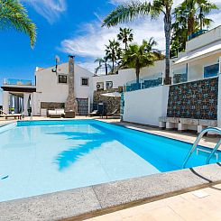 Vakantiehuis Ferienvilla mit Whirlpool