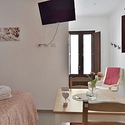 Appartement Romantisches Zimmer mit Jacuzzi