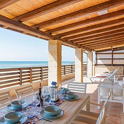 Vakantiehuis Komfortable und moderne Villa am Strand