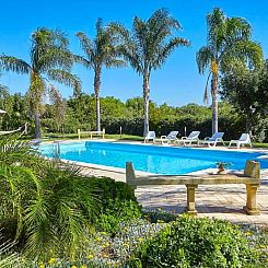 Vakantiehuis in Castelvetrano mit Gepflegtem Garten
