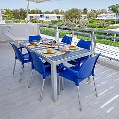 Appartement in Marina Di Ragusa mit Garten und Terrasse