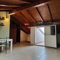 Appartement Mansardische Kommode