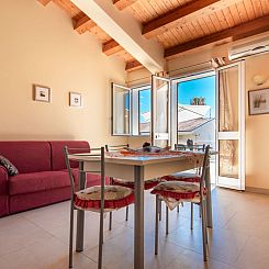 Appartement Villa Tonnara 50 m Strand Meerblick Borgo Gebiet