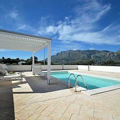Vakantiehuis Chalet mit privatem Pool 8 Plätze klimatisiert