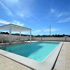 Vakantiehuis Chalet mit privatem Pool 8 Plätze klimatisiert
