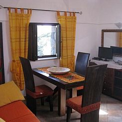 Appartement Dammuso mit Terrasse und Meerblick