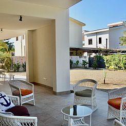 Vakantiehuis Villa 'Mama Cossyra' in der Nähe des Strandes