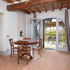 Vakantiehuis "Granaio T4 rota" mit Pool